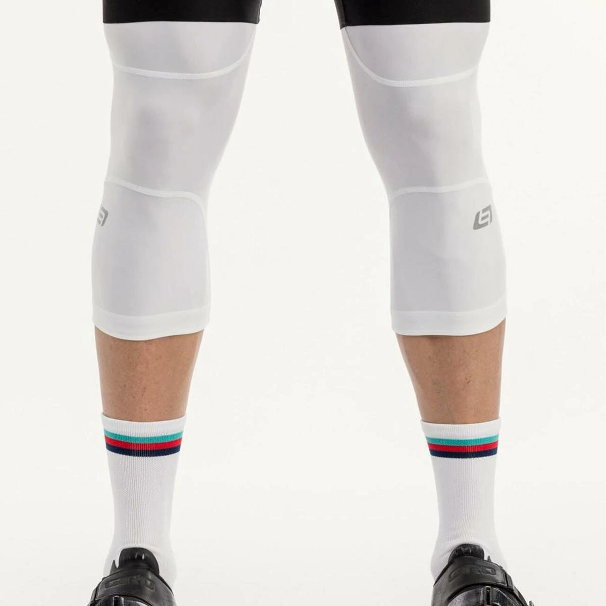 Bellwether Sol-Air UV Knee Sleeves 6 Bellwether Sol-Air UV Knee Sleeves - Image 4