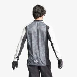 RaceFace Diffuse LS Jersey -Cycle Flex Store f81c1a850dc36253480f91a9f0f14edffa5b8ed31aa544fd37a1d073536da608 64740.1684714730